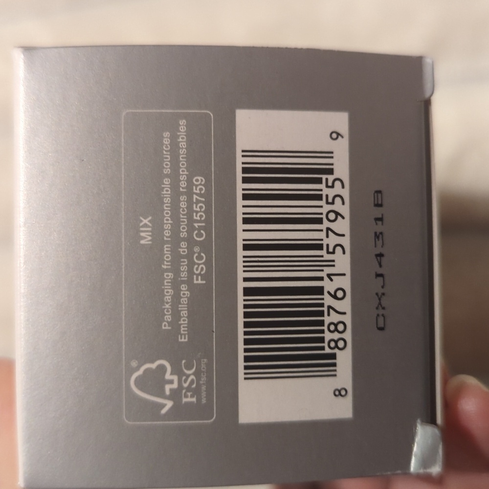 Avon Isa Knox Anew Clinical Resurfacing Lotion for Body - Picture 2 of 5